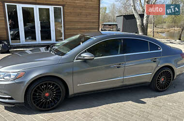 Купе Volkswagen CC / Passat CC 2015 в 