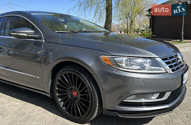 Купе Volkswagen CC / Passat CC 2015 в 
