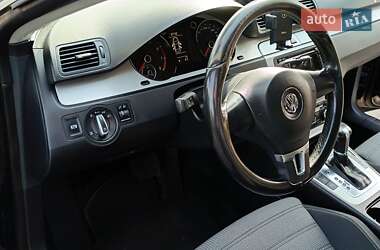 Купе Volkswagen CC / Passat CC 2010 в 