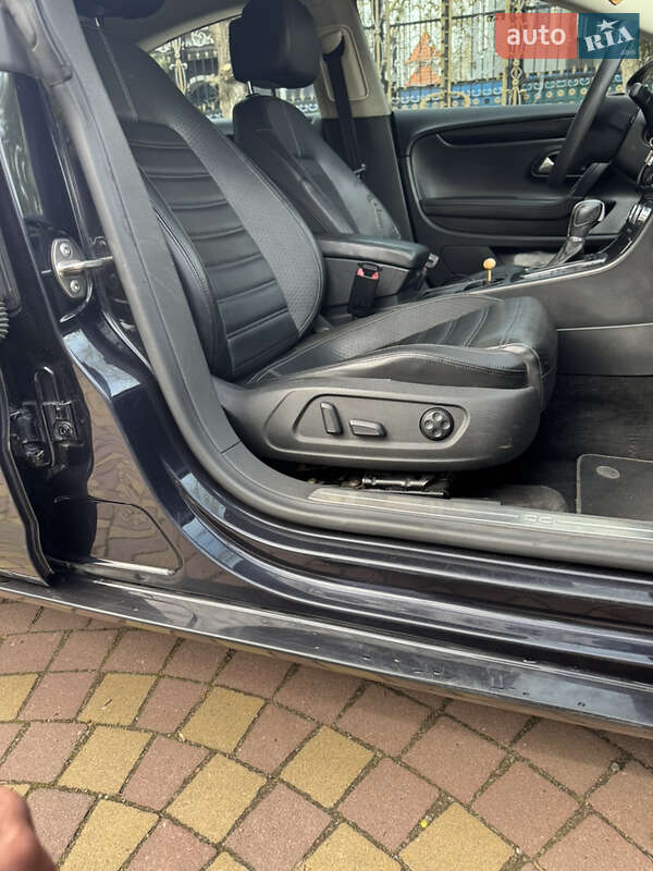 Купе Volkswagen CC / Passat CC 2012 в Запорожье