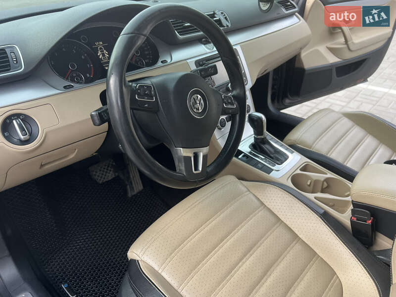 Купе Volkswagen CC / Passat CC 2012 в Дніпрі фото 20 Купе Volkswagen CC / Passat CC 2012 в Дніпрі