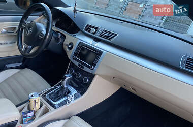 Купе Volkswagen CC / Passat CC 2013 в 