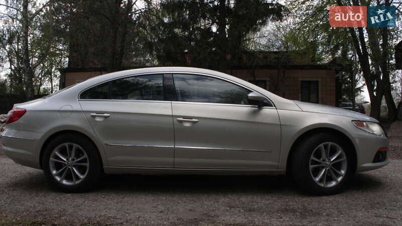 Купе Volkswagen CC / Passat CC 2009 в Кропивницком