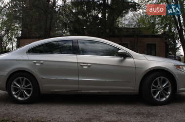 Купе Volkswagen CC / Passat CC 2009 в 