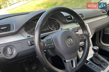 Купе Volkswagen CC / Passat CC 2011 в 