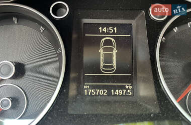 Купе Volkswagen CC / Passat CC 2011 в 
