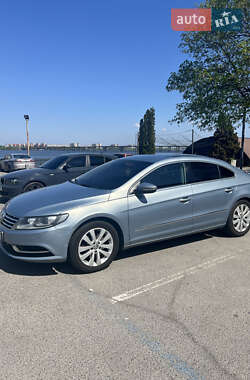 Купе Volkswagen CC / Passat CC 2012 в 
