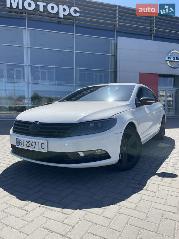 Купе Volkswagen CC / Passat CC 2012 в 