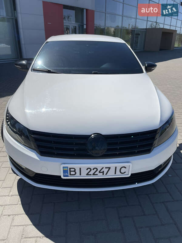 Купе Volkswagen CC / Passat CC 2012 в Полтаве