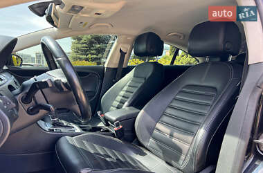Купе Volkswagen CC / Passat CC 2014 в 