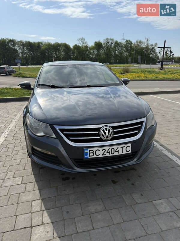 Купе Volkswagen CC / Passat CC 2011 в Стрию