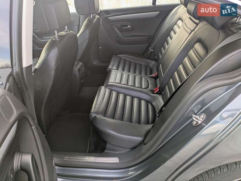 Купе Volkswagen CC / Passat CC 2012 в Львові