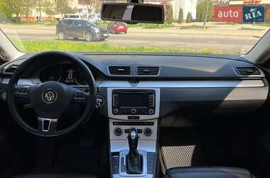 Купе Volkswagen CC / Passat CC 2013 в 