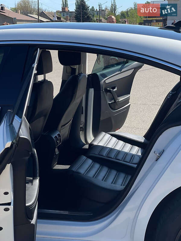 Купе Volkswagen CC / Passat CC 2012 в Покрові