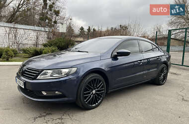 Купе Volkswagen CC / Passat CC 2013 в 