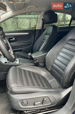 Купе Volkswagen CC / Passat CC 2013 в 