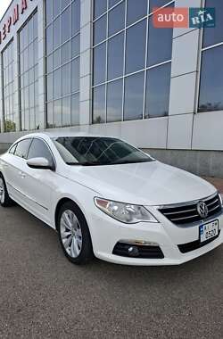 Купе Volkswagen CC / Passat CC 2009 в 