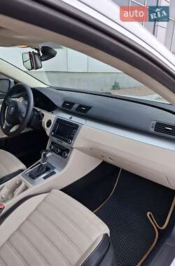 Купе Volkswagen CC / Passat CC 2009 в 