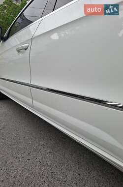 Купе Volkswagen CC / Passat CC 2009 в 