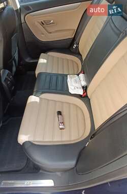 Купе Volkswagen CC / Passat CC 2012 в 