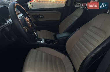 Купе Volkswagen CC / Passat CC 2013 в 