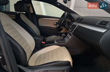 Купе Volkswagen CC / Passat CC 2013 в 