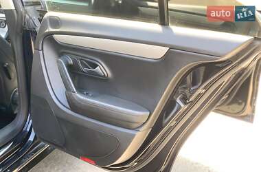 Купе Volkswagen CC / Passat CC 2011 в 