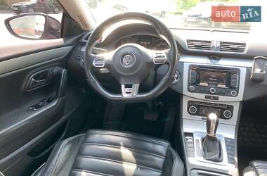 Купе Volkswagen CC / Passat CC 2011 в 