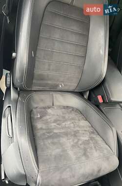 Купе Volkswagen CC / Passat CC 2010 в 