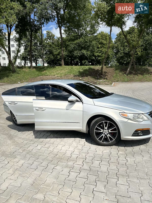 Купе Volkswagen CC / Passat CC 2008 в 