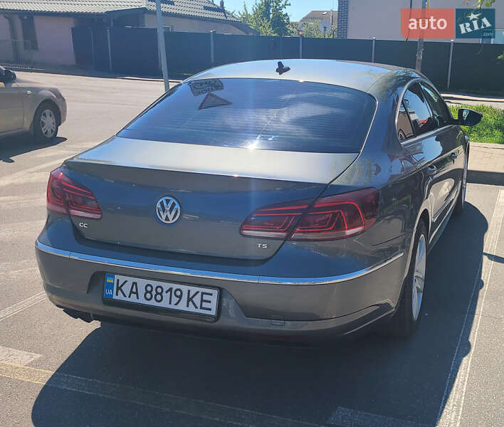 Купе Volkswagen CC / Passat CC 2016 в Киеве