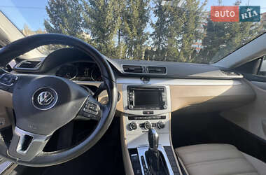 Купе Volkswagen CC / Passat CC 2012 в 