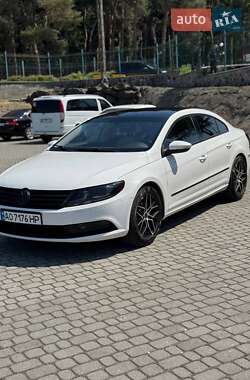Купе Volkswagen CC / Passat CC 2012 в Ужгороде