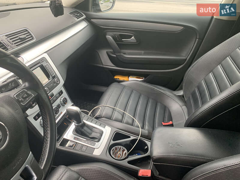 Купе Volkswagen CC / Passat CC 2014 в Львове