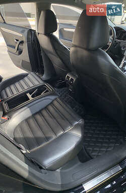 Купе Volkswagen CC / Passat CC 2011 в 