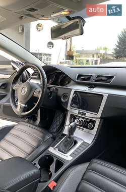 Купе Volkswagen CC / Passat CC 2011 в 