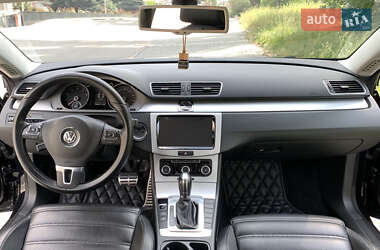 Купе Volkswagen CC / Passat CC 2011 в 