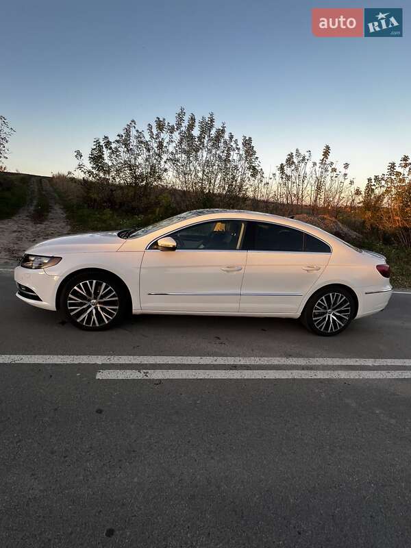 Купе Volkswagen CC / Passat CC 2013 в Ровно