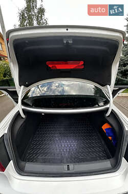 Купе Volkswagen CC / Passat CC 2011 в 