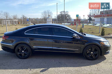 Купе Volkswagen CC / Passat CC 2013 в 