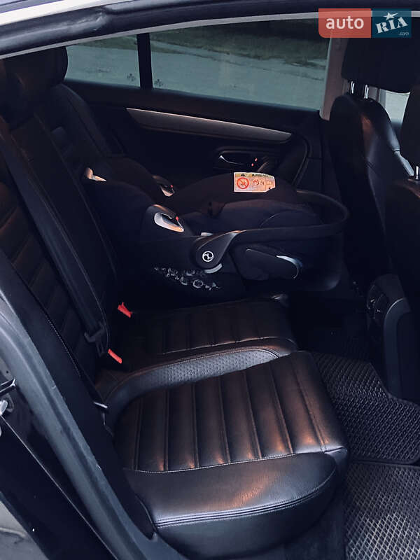Купе Volkswagen CC / Passat CC 2012 в Львові