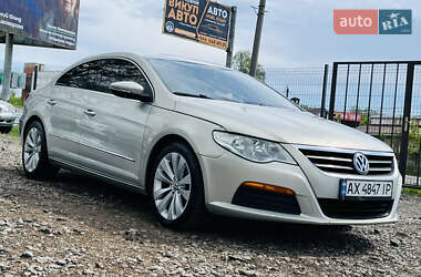 Купе Volkswagen CC / Passat CC 2010 в 