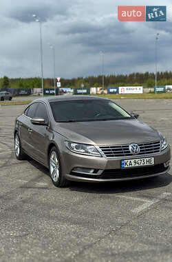 Купе Volkswagen CC / Passat CC 2012 в Киеве