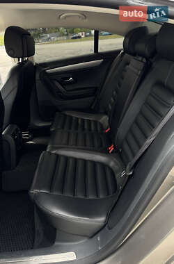 Купе Volkswagen CC / Passat CC 2012 в 