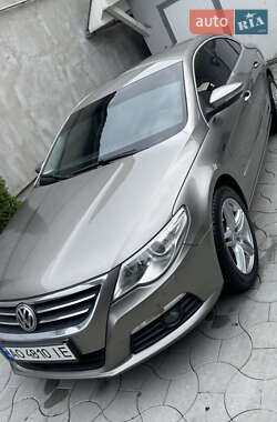 Купе Volkswagen CC / Passat CC 2010 в Мукачевому
