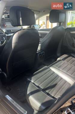 Седан Volkswagen CC / Passat CC 2013 в 