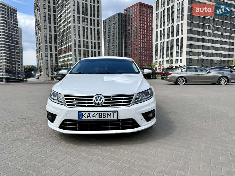 Купе Volkswagen CC / Passat CC 2013 в Киеве
