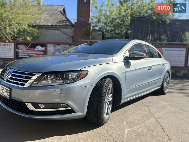 Купе Volkswagen CC / Passat CC 2012 в Славянске