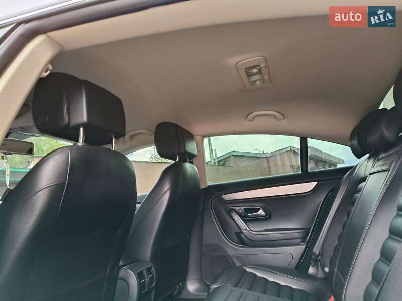Купе Volkswagen CC / Passat CC 2015 в Хмельницком