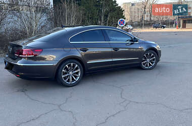 Купе Volkswagen CC / Passat CC 2014 в 